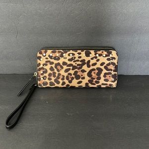 ANIMAL PRINT WALLET WRISTLET